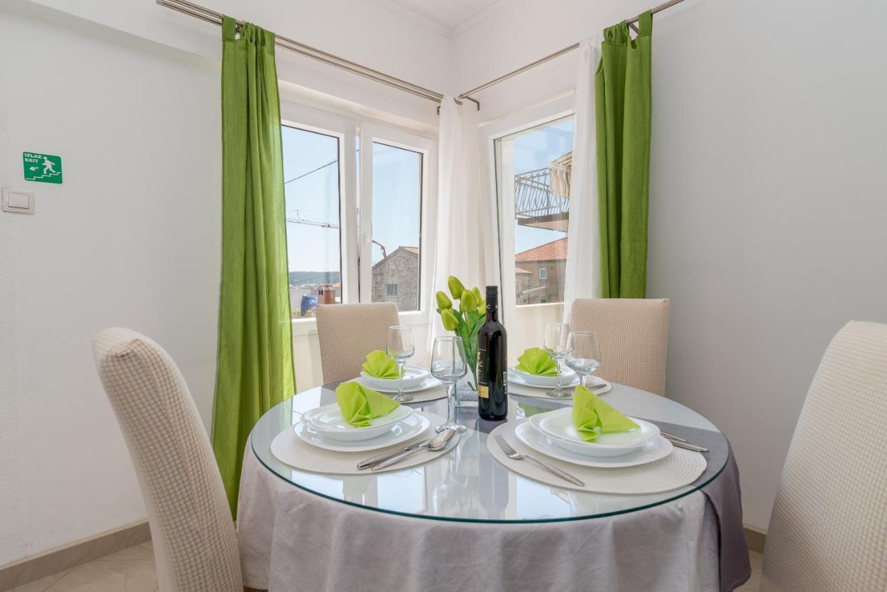 Apartment Roko Trogir Luaran gambar