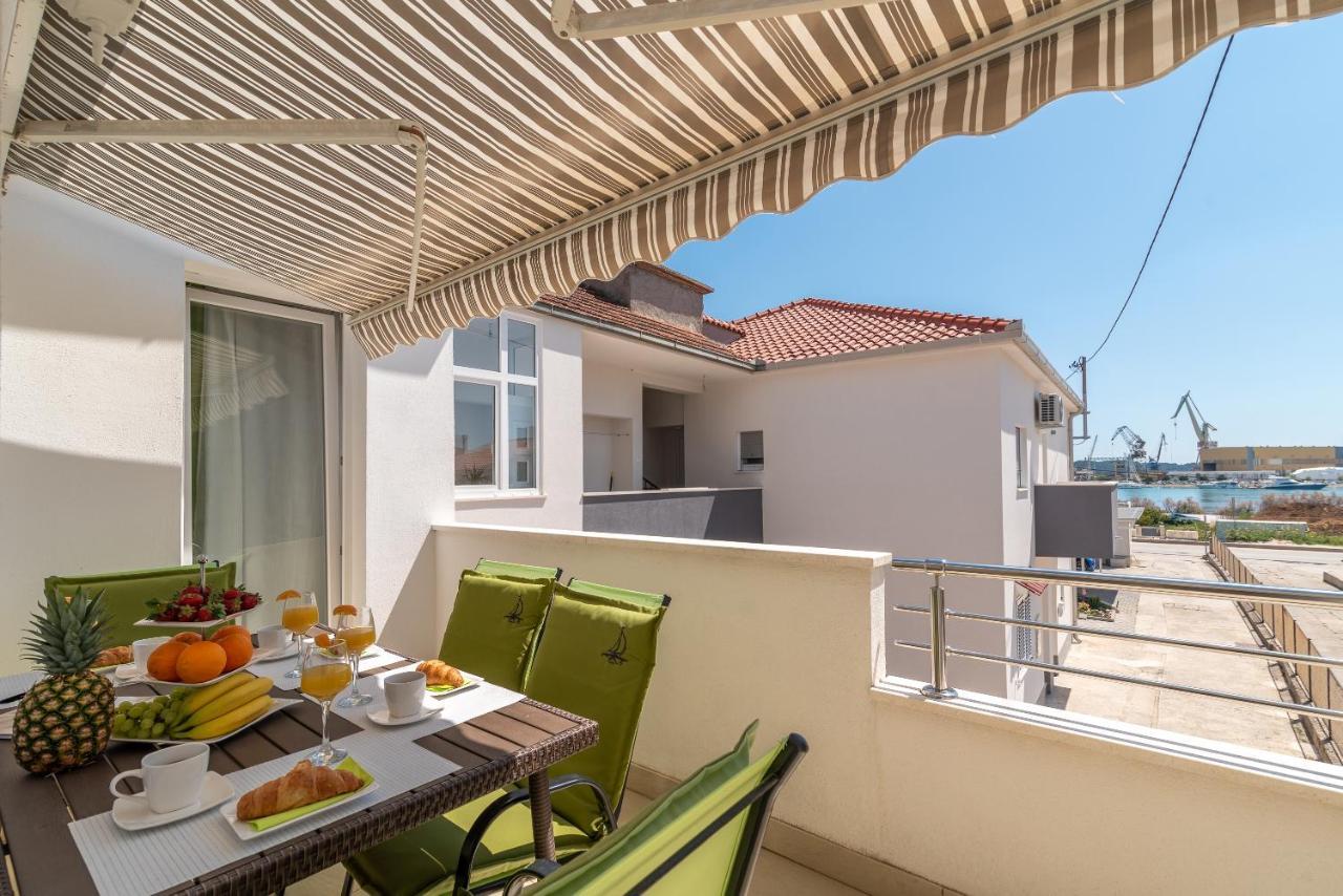 Apartment Roko Trogir Luaran gambar