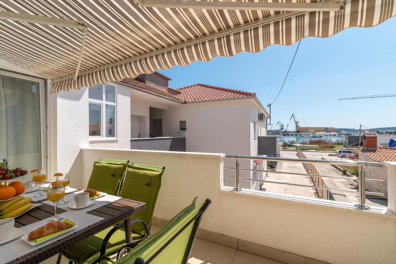 Apartment Roko Trogir Luaran gambar